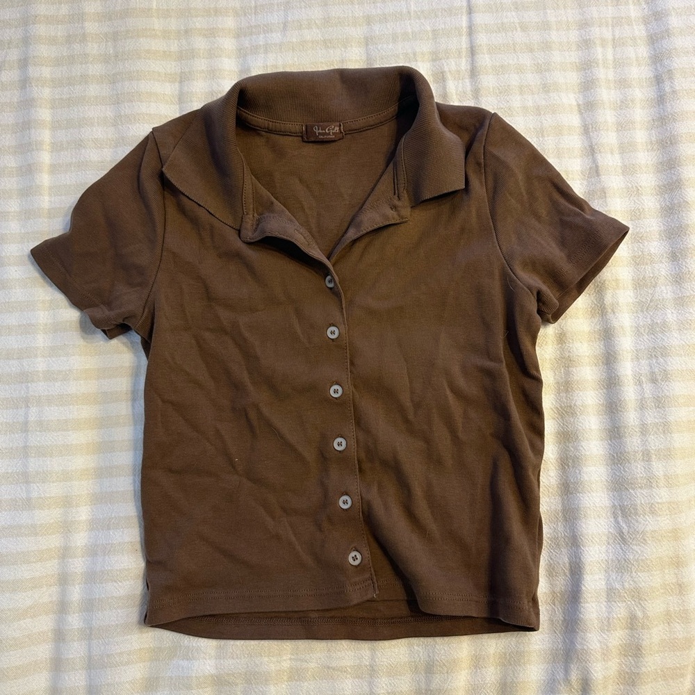 Brandy Melville Brown Short-Sleeve Button-Down Shirt
